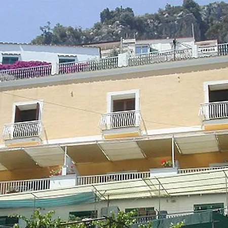 Ludovica Tipo C Positano